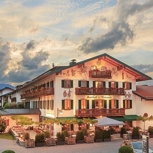 Erleben Sie einen exklusiven Abend in unserem Spa & Resort Bachmair Weissach: In Kooperation mit dem Weinhaus Döllerer...